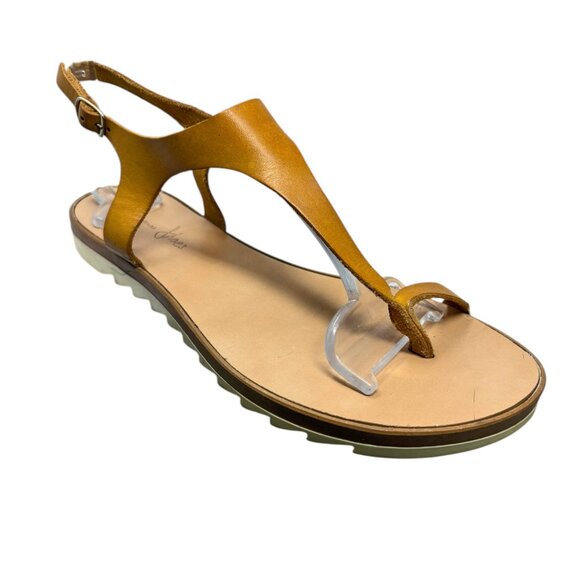 TOSCA BLU Leather Toe Ring Thong Sandals - Picture 5 of 11